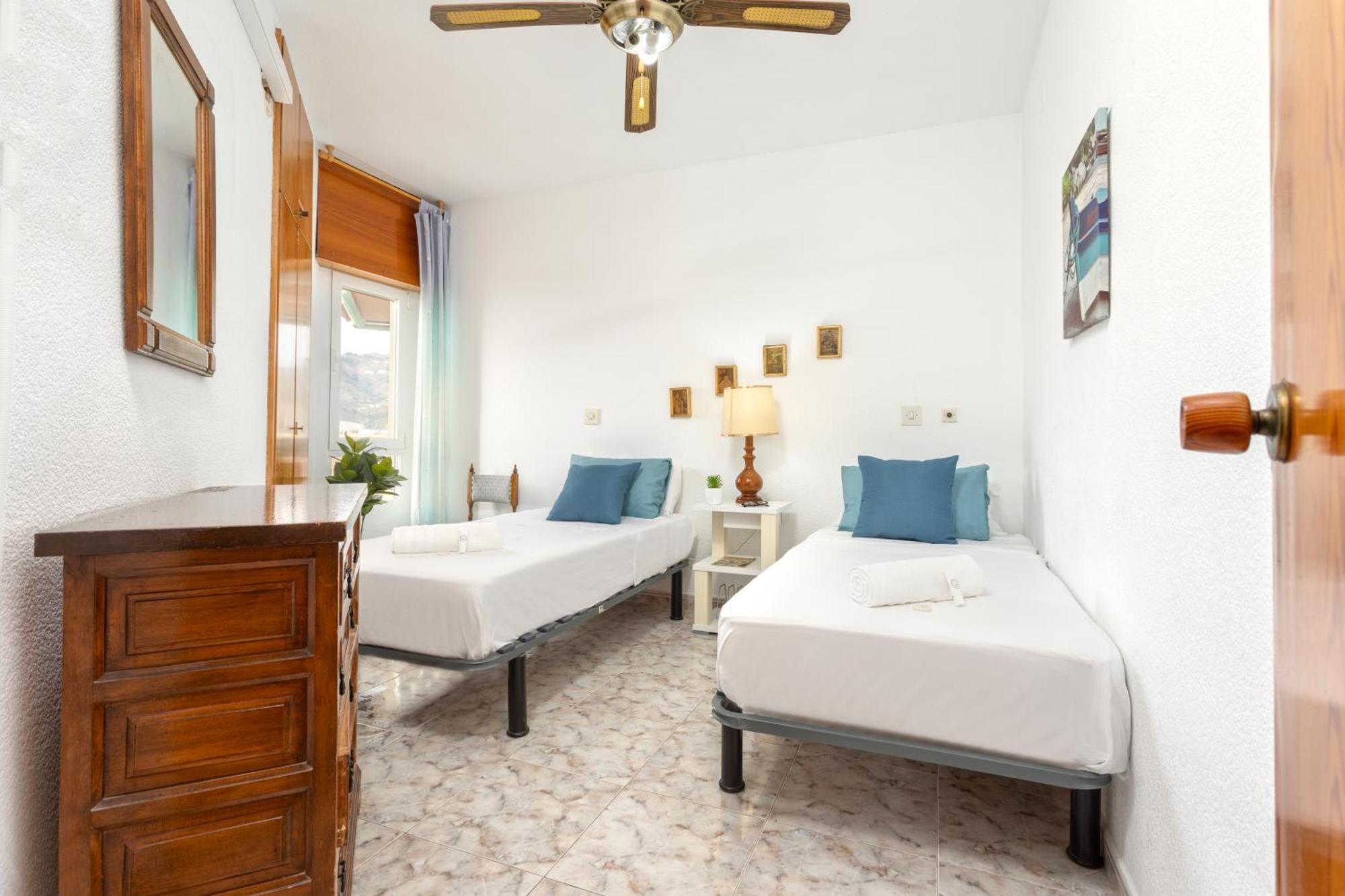 1003 - Seafront Apartment On El Paseo - Air Conditionning - Wi-Fi - Smart Tv Almuñécar Exterior foto